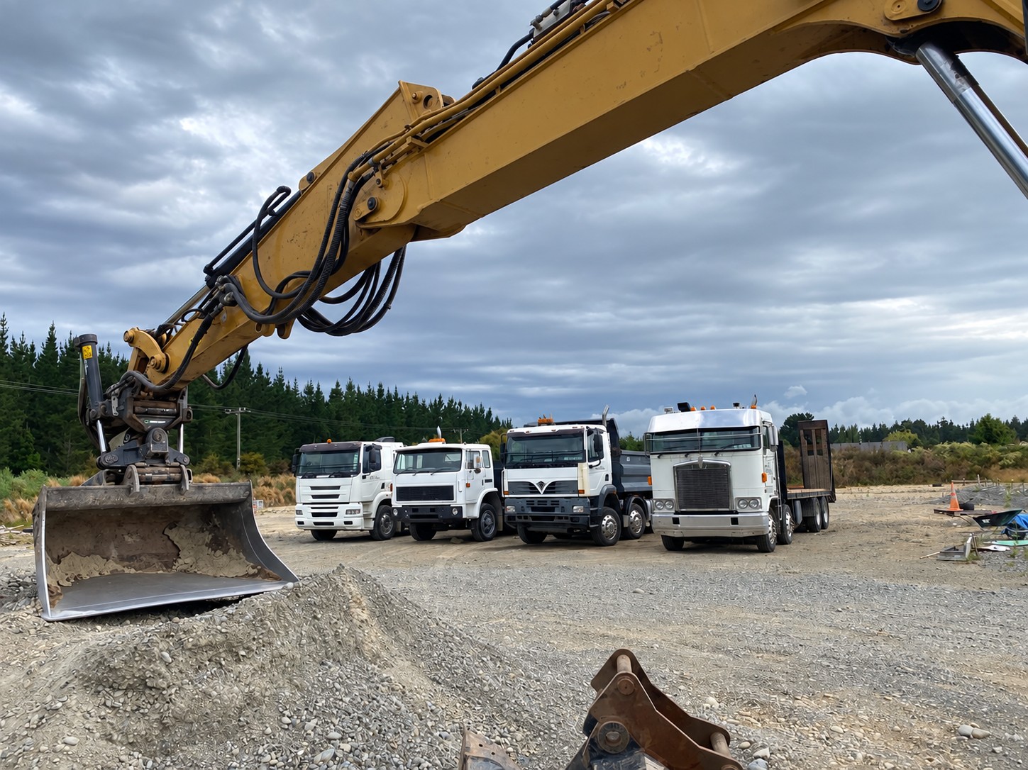 North Canterbury Earthworks excavator and truck fleet